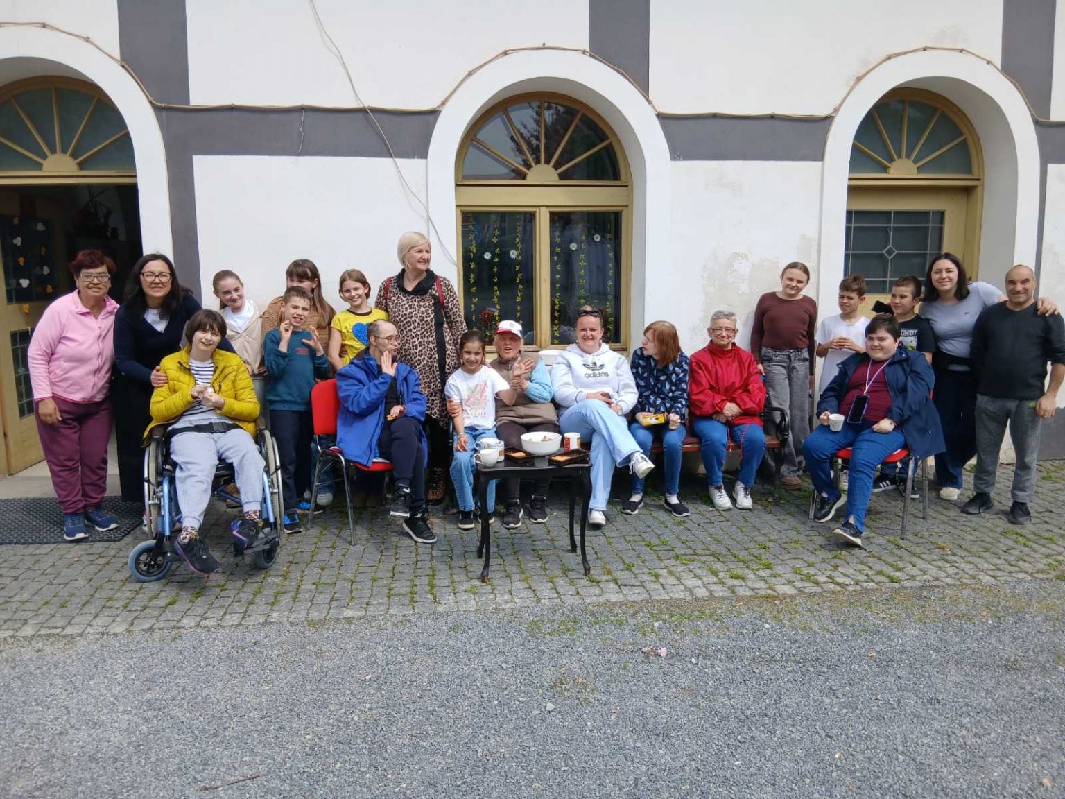 Učenici u posjetu Udruzi “Latica”: Dan ispunjen sportom i inkluzijom